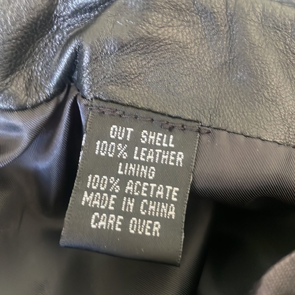 Black leather pants. - Picture 7 of 7